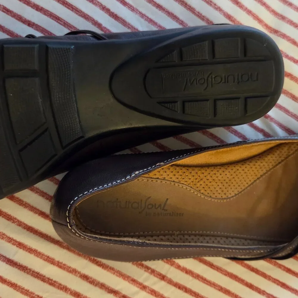 Natural Soul flats - Picture 2 of 3